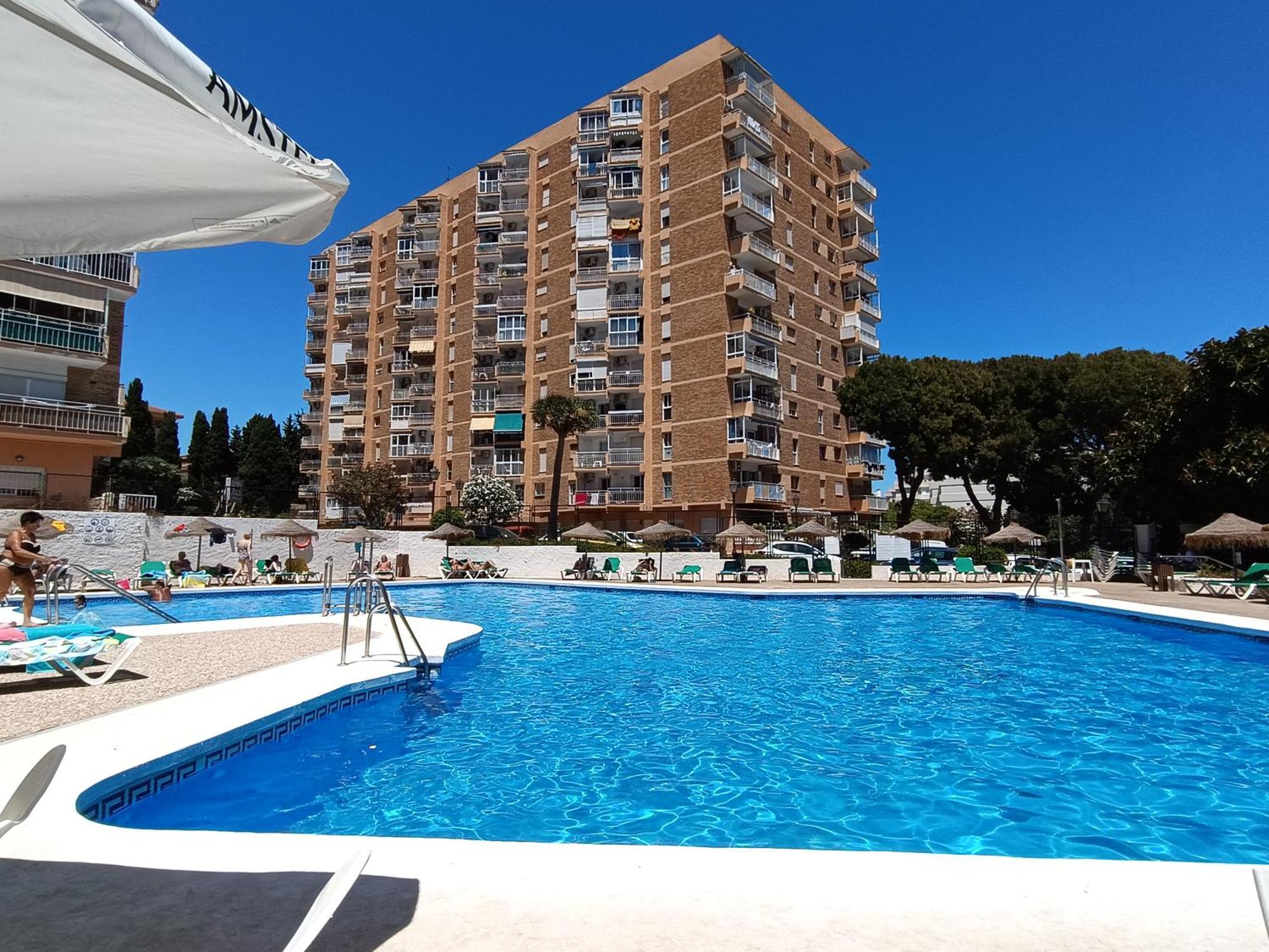 Attico Acuario, 2 Bathrooms Top Floor Appartment With Sea And Mountain Views Benalmadena Luaran gambar