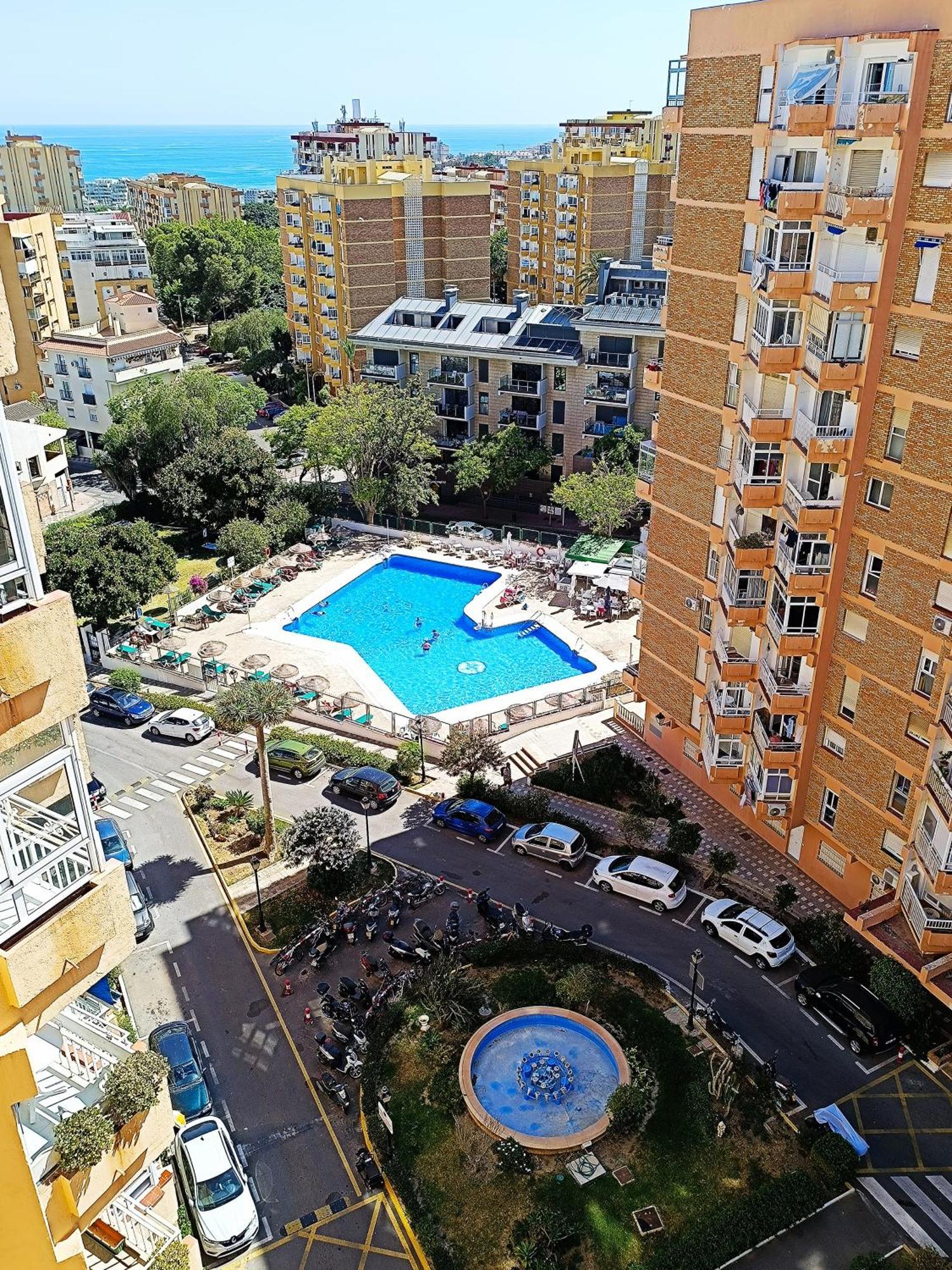 Attico Acuario, 2 Bathrooms Top Floor Appartment With Sea And Mountain Views Benalmadena Luaran gambar